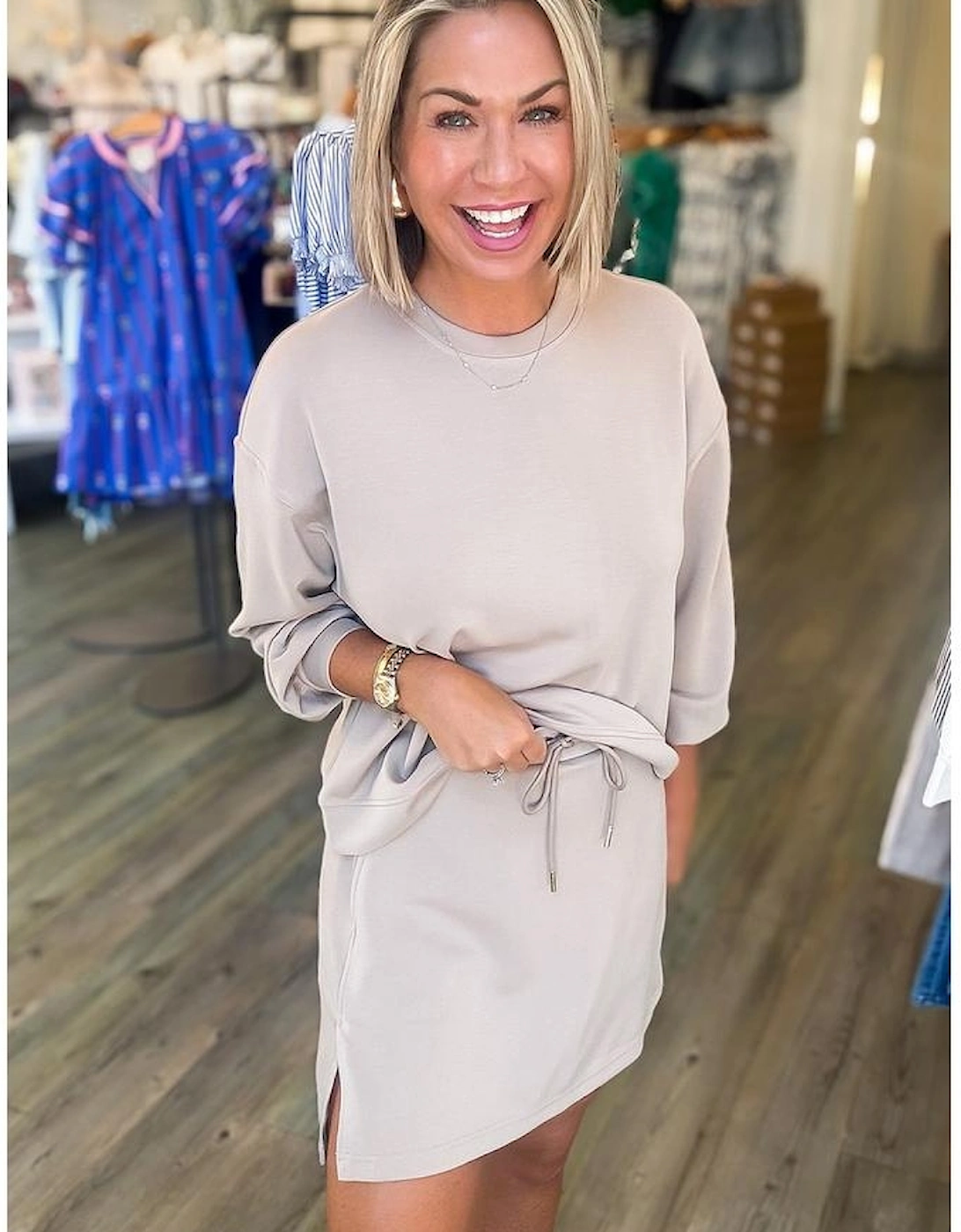 Jet Stream Solid Color Drop Shoulder Pullover Drawstring Mini Skirt 2pcs Outfit