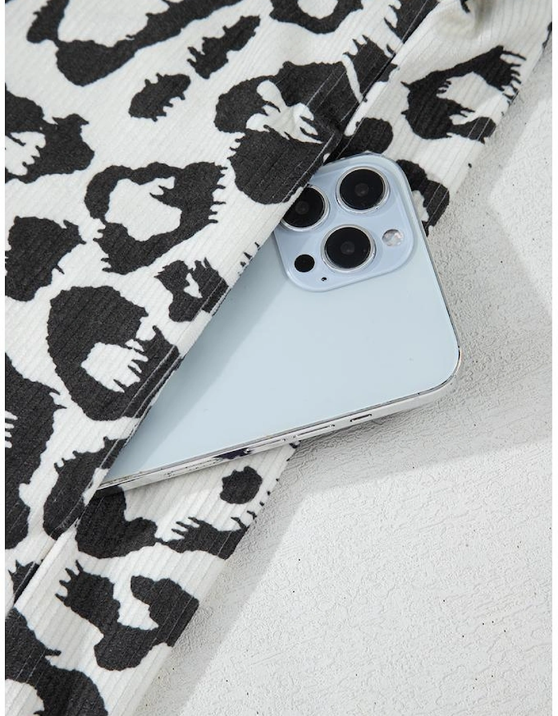 Black Plus Size Plaid Leopard Printed Patchwork Button Up Shacket