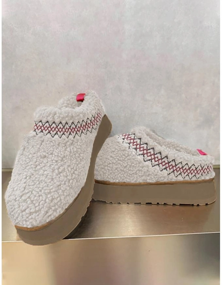 Azura Exchange White Embroidered Sherpa Plush Thick Sole Winter Slippers