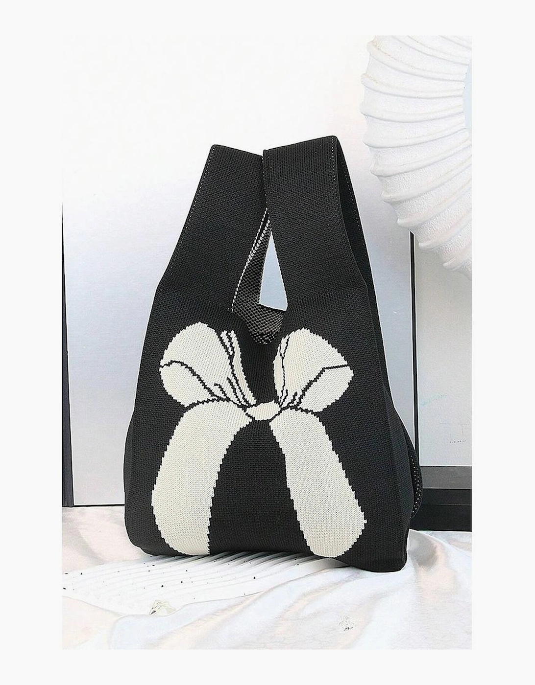 Azura Exchange Black Colorblock Bowknot Pattern Knitted Hand Bag