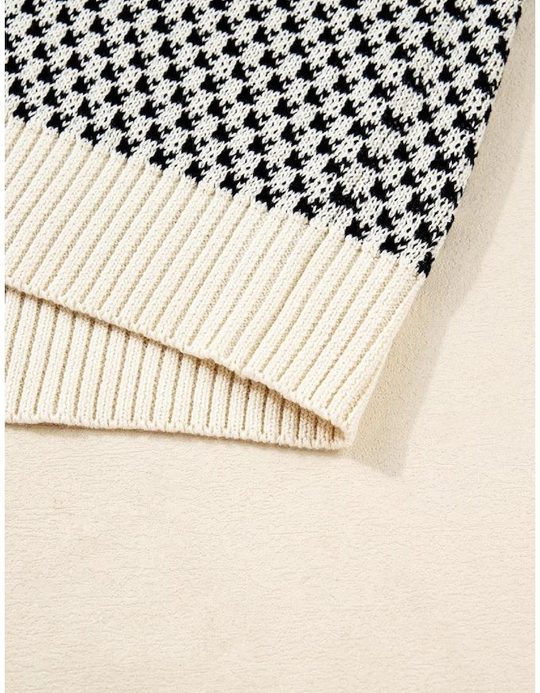 Black Contrast Color Pattern Lantern Sleeve Sweater