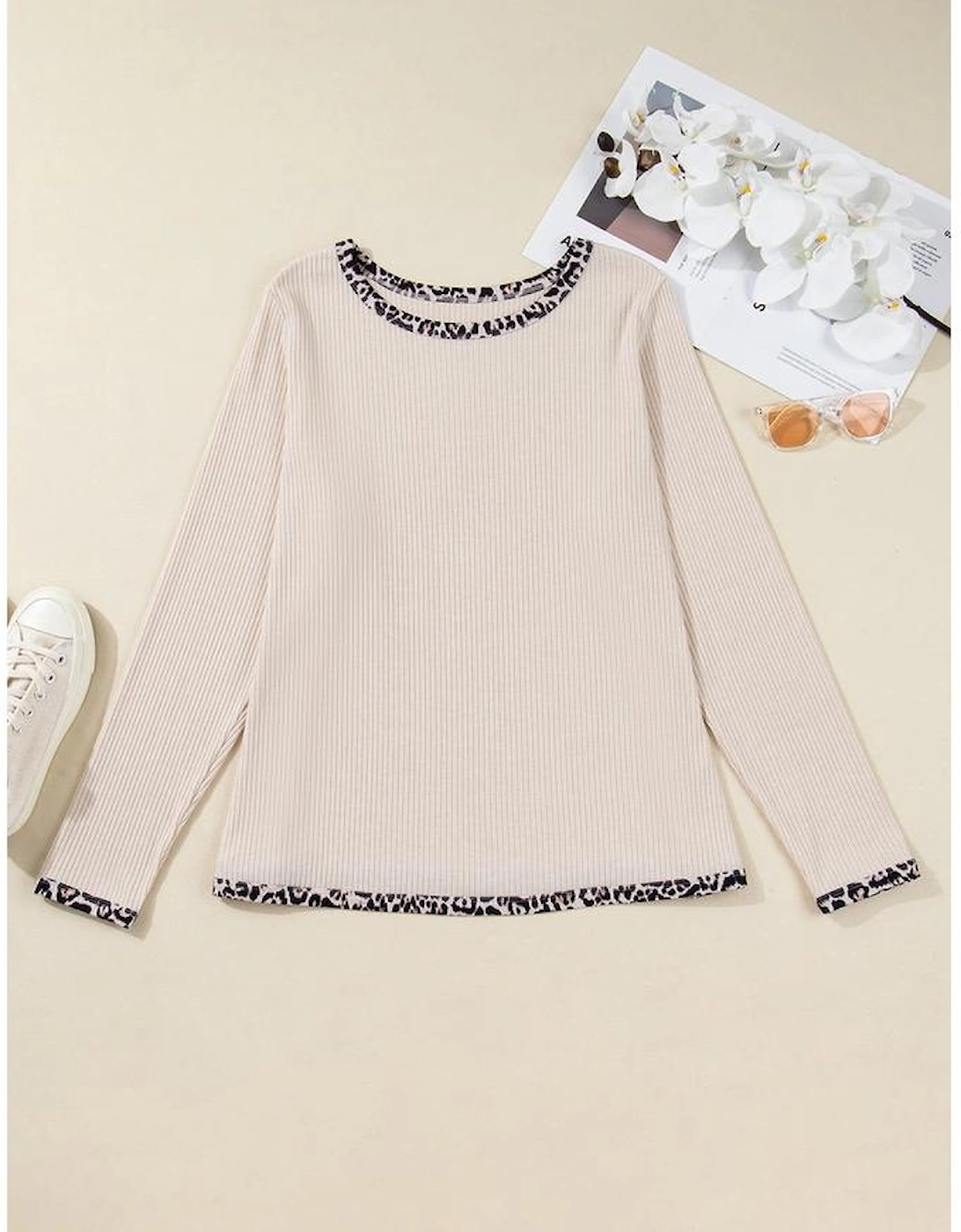 Parchment Ribbed Contrast Leopard Edge Round Neck Plus Knit Top