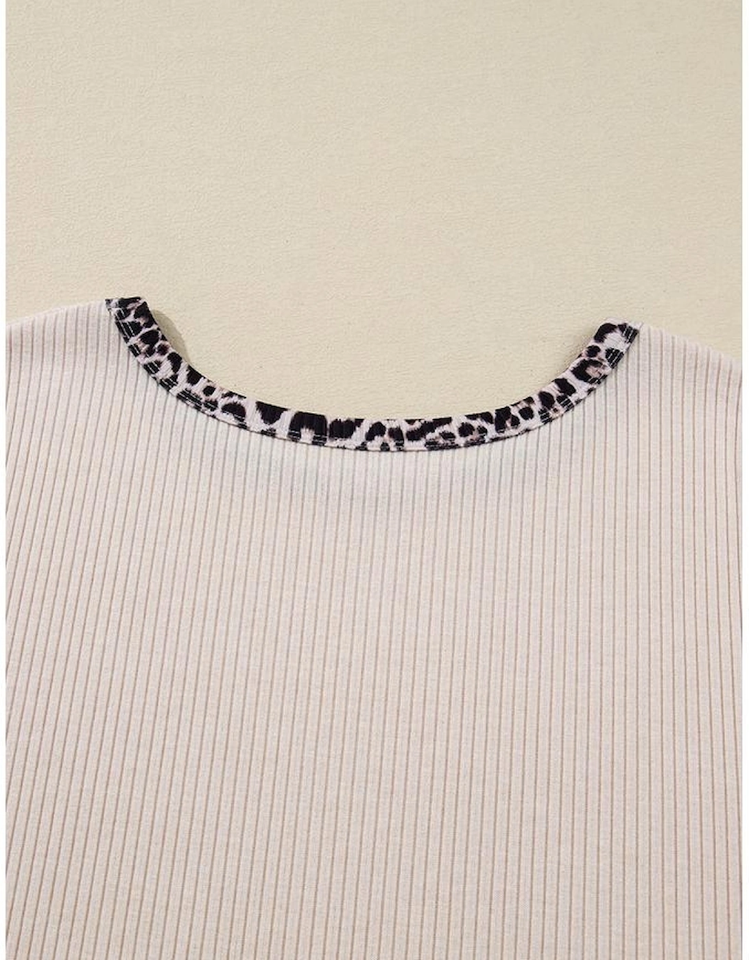 Parchment Ribbed Contrast Leopard Edge Round Neck Plus Knit Top