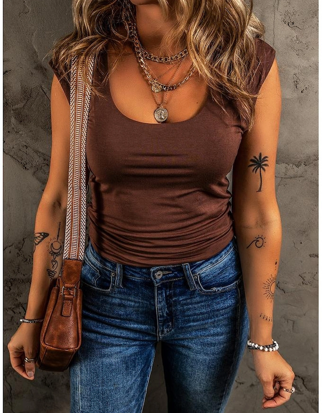 Coffee Solid Color U Neck Slim Fit Tank Top