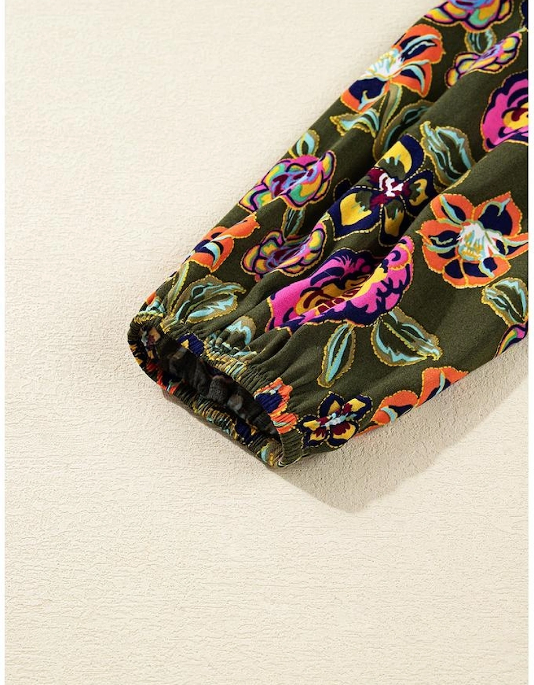 Green Floral Print Split Neck Bubble Sleeve Shift Mini Dress