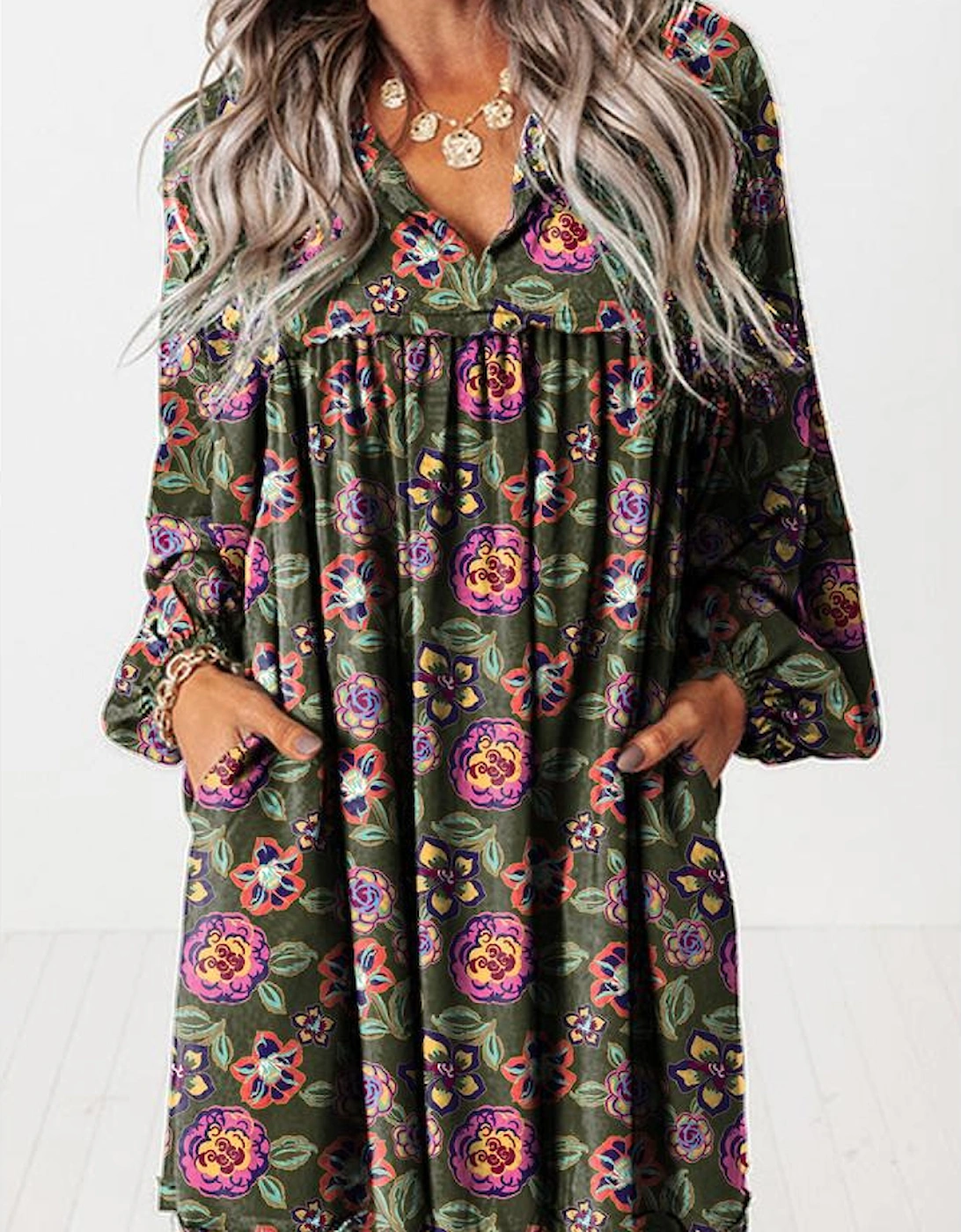 Green Floral Print Split Neck Bubble Sleeve Shift Mini Dress