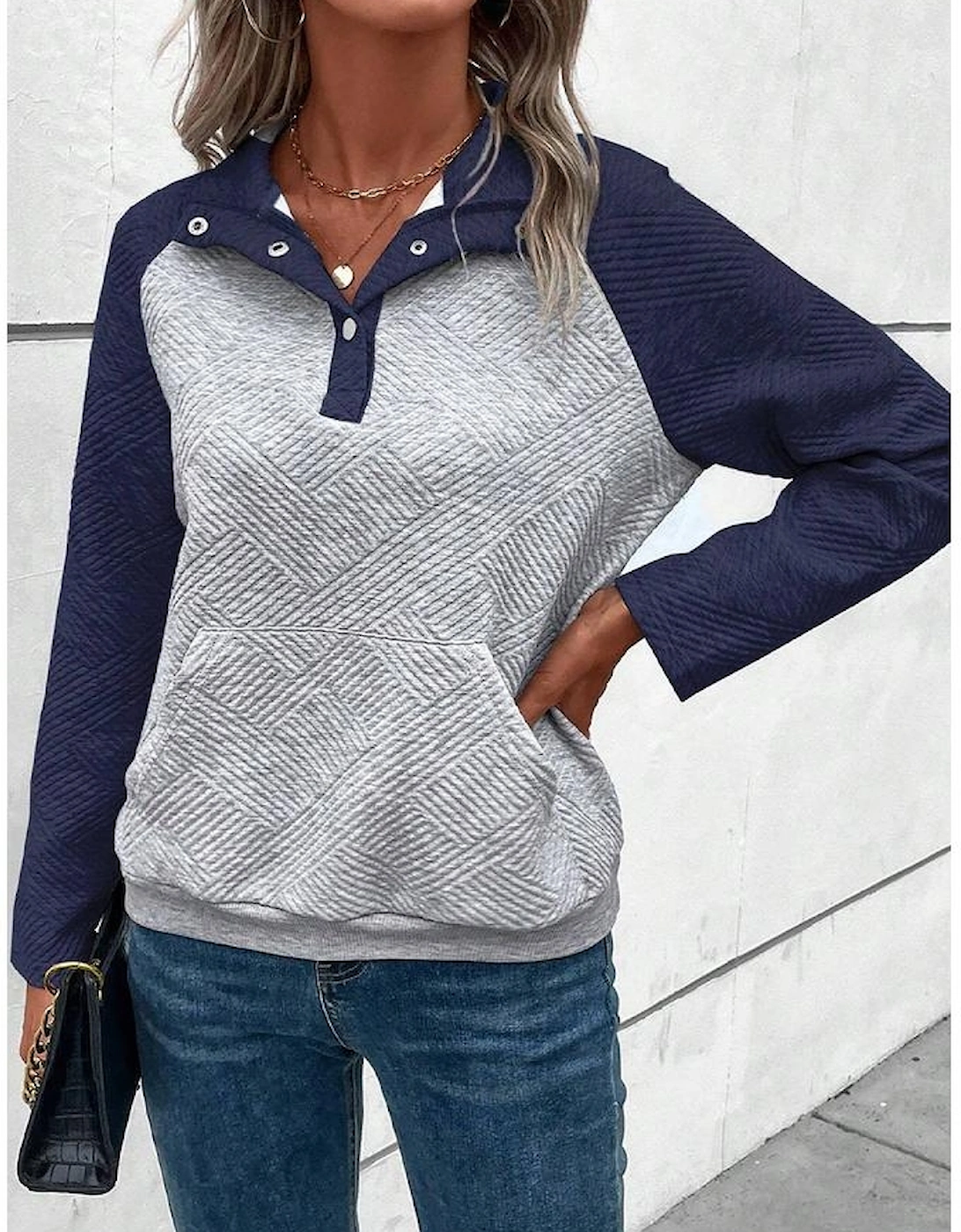 Gray Textured Contrast Splicing Raglan Sleeve Top
