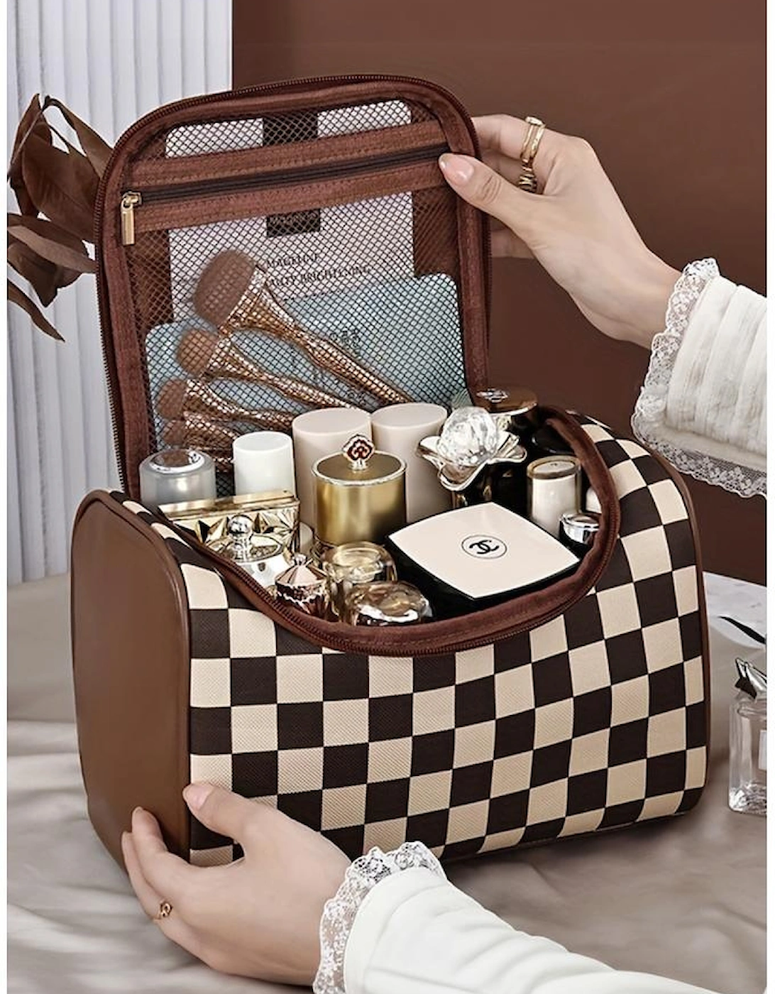 Black Checkered PU Leather Zipper Makeup Bag