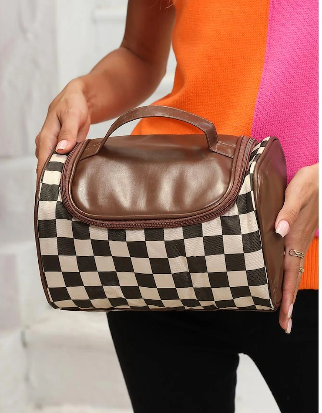 Black Checkered PU Leather Zipper Makeup Bag