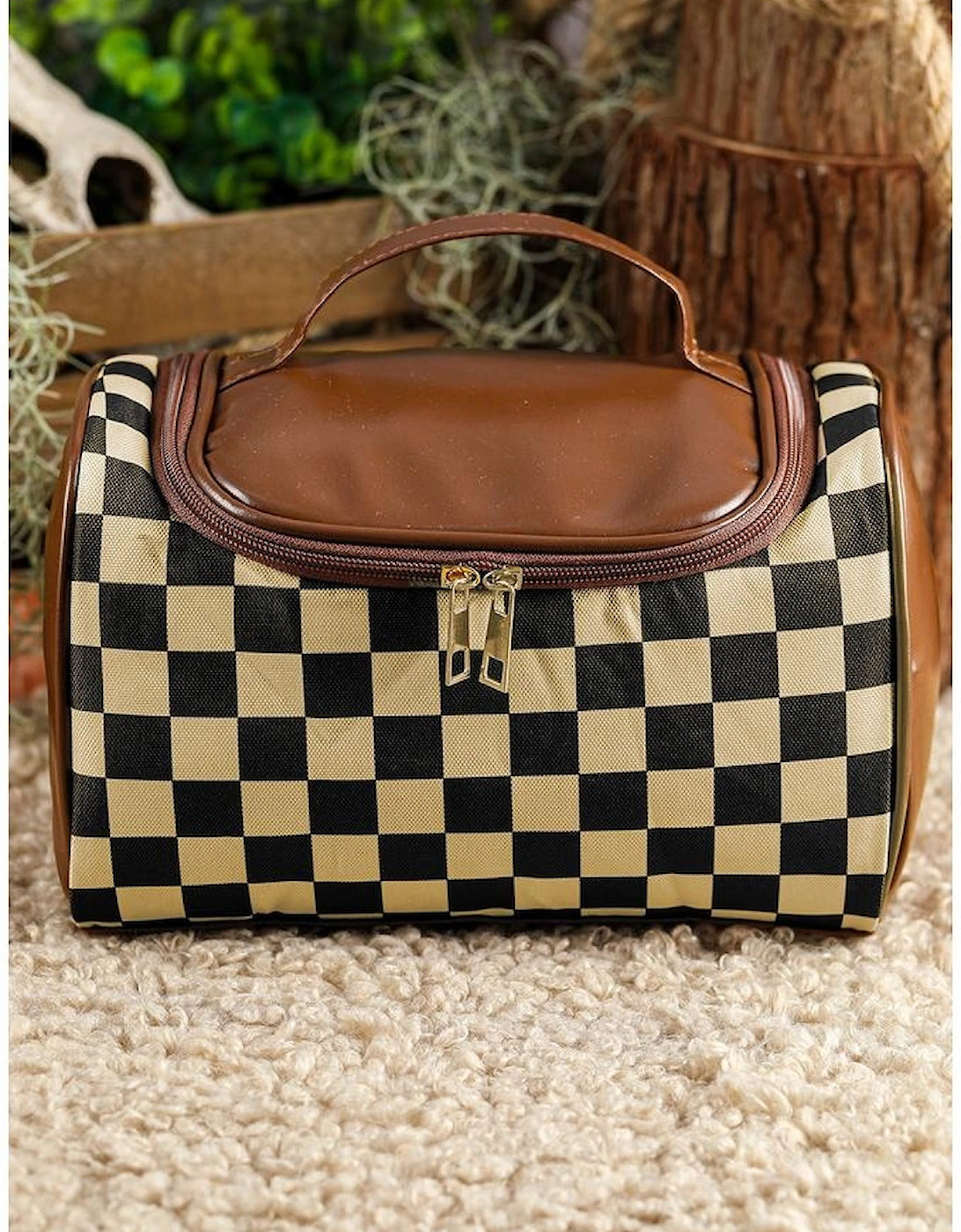 Black Checkered PU Leather Zipper Makeup Bag