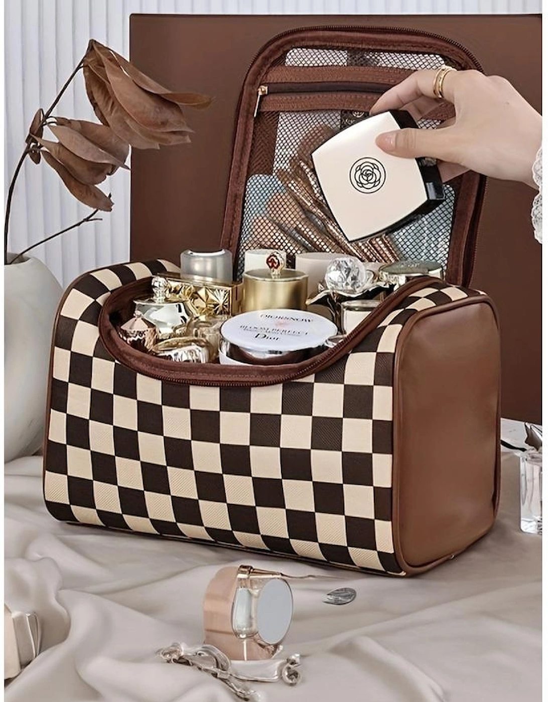 Black Checkered PU Leather Zipper Makeup Bag