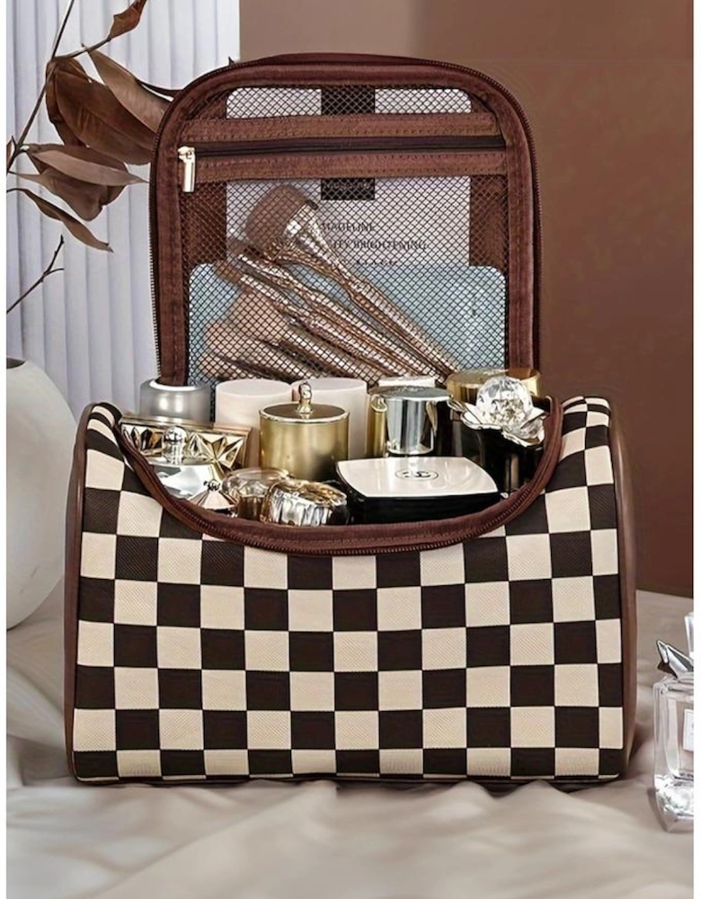 Black Checkered PU Leather Zipper Makeup Bag