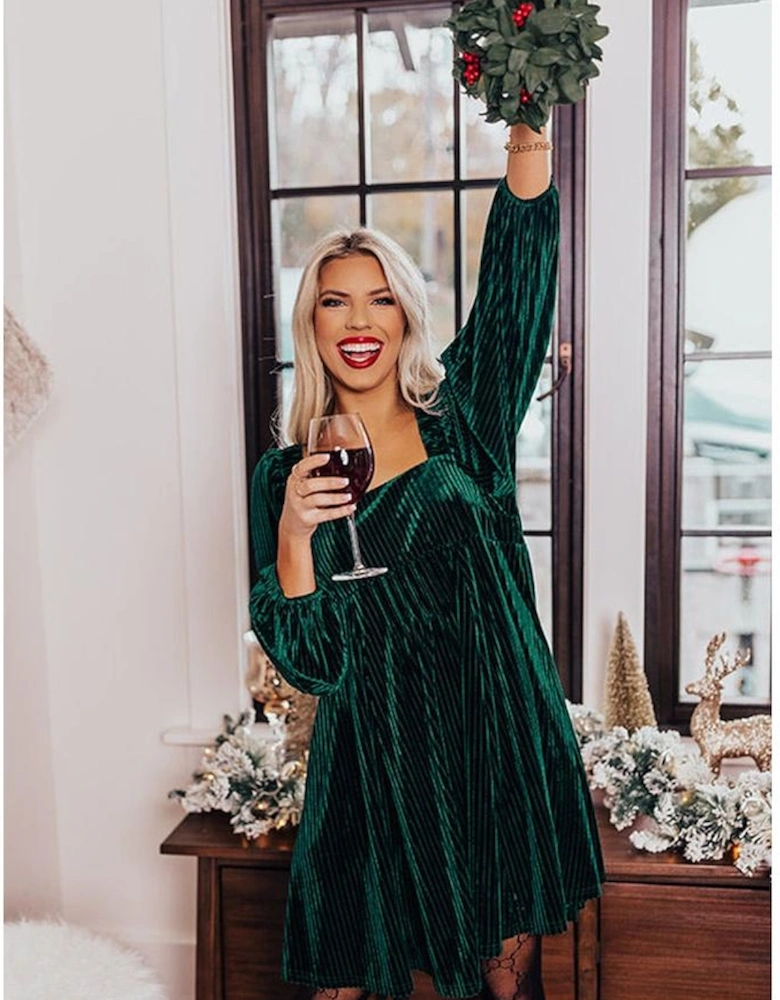 Azura Exchange Green Tie Back Square Neck Velvet Babydoll Dress