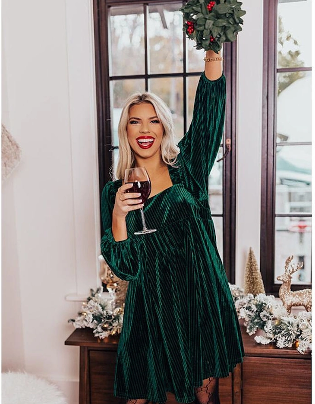 Azura Exchange Green Tie Back Square Neck Velvet Babydoll Dress