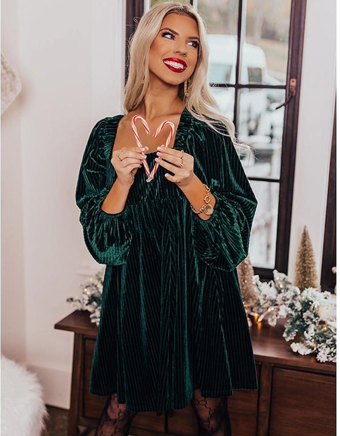 Azura Exchange Green Tie Back Square Neck Velvet Babydoll Dress