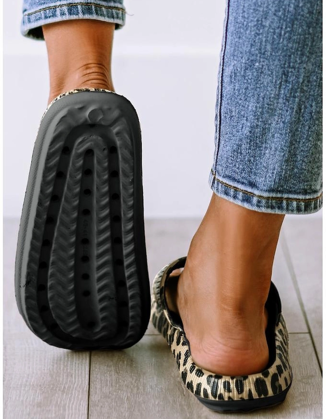 Black Print Thick Sole Slip On Slippers