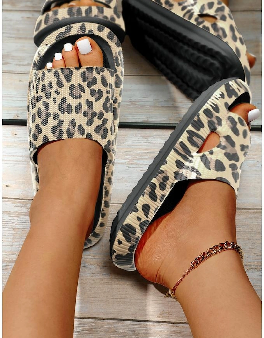 Black Print Thick Sole Slip On Slippers