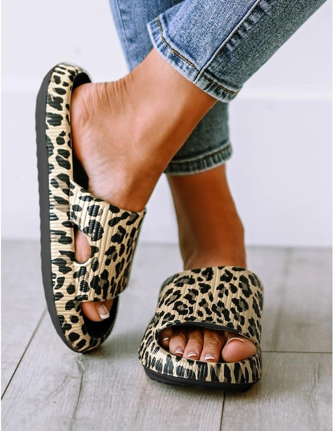 Black Print Thick Sole Slip On Slippers