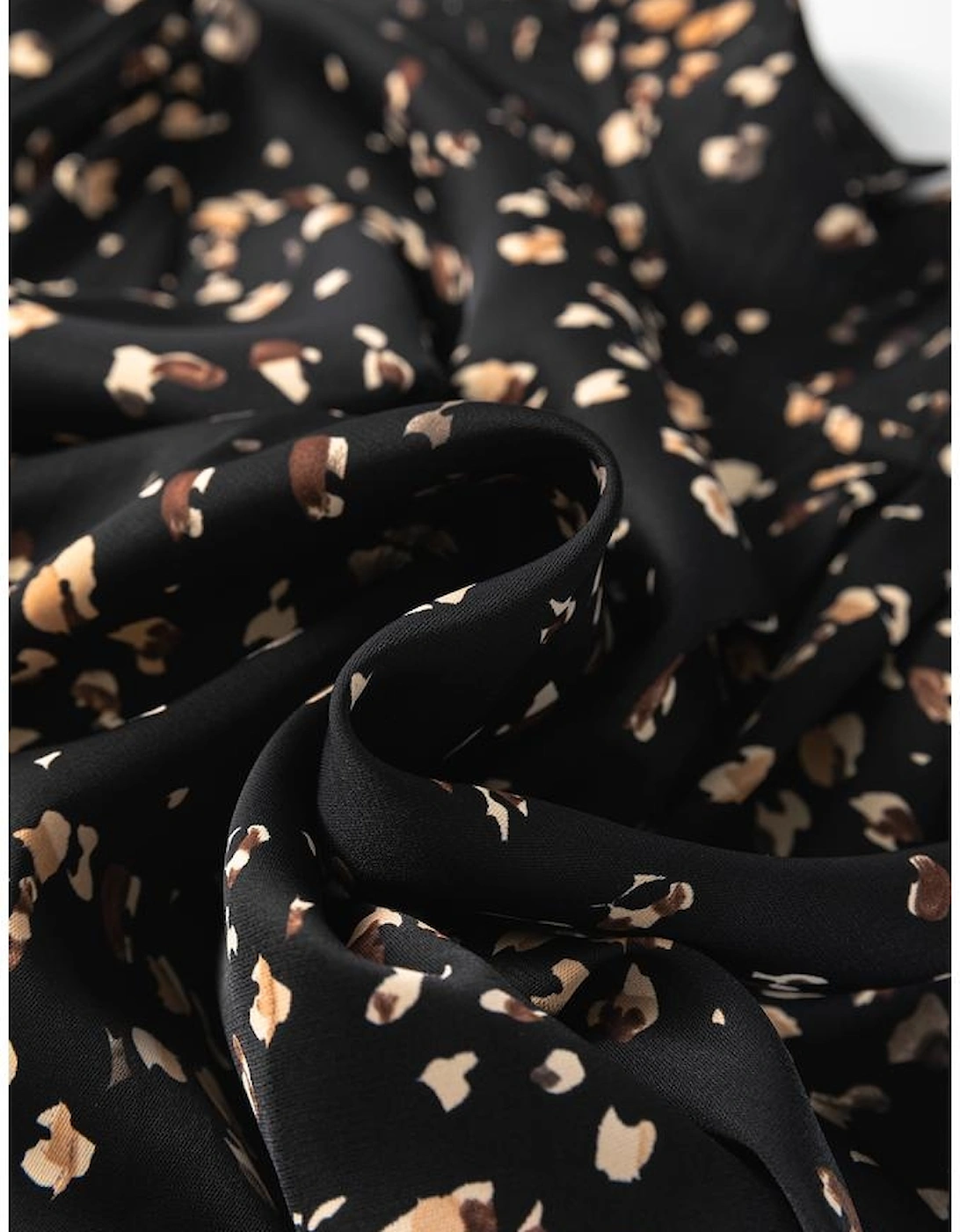 Black Leopard Print Lantern Sleeve Mock Neck Pleated Blouse