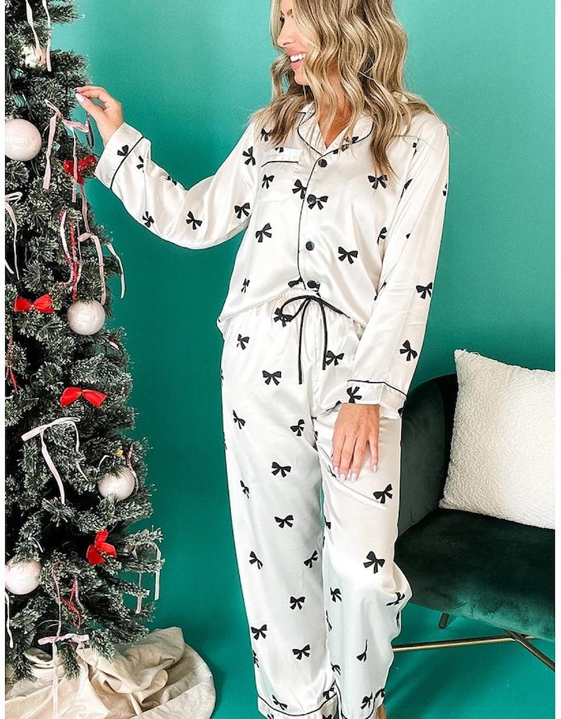 White Bows Print Two Piece Sleepwear