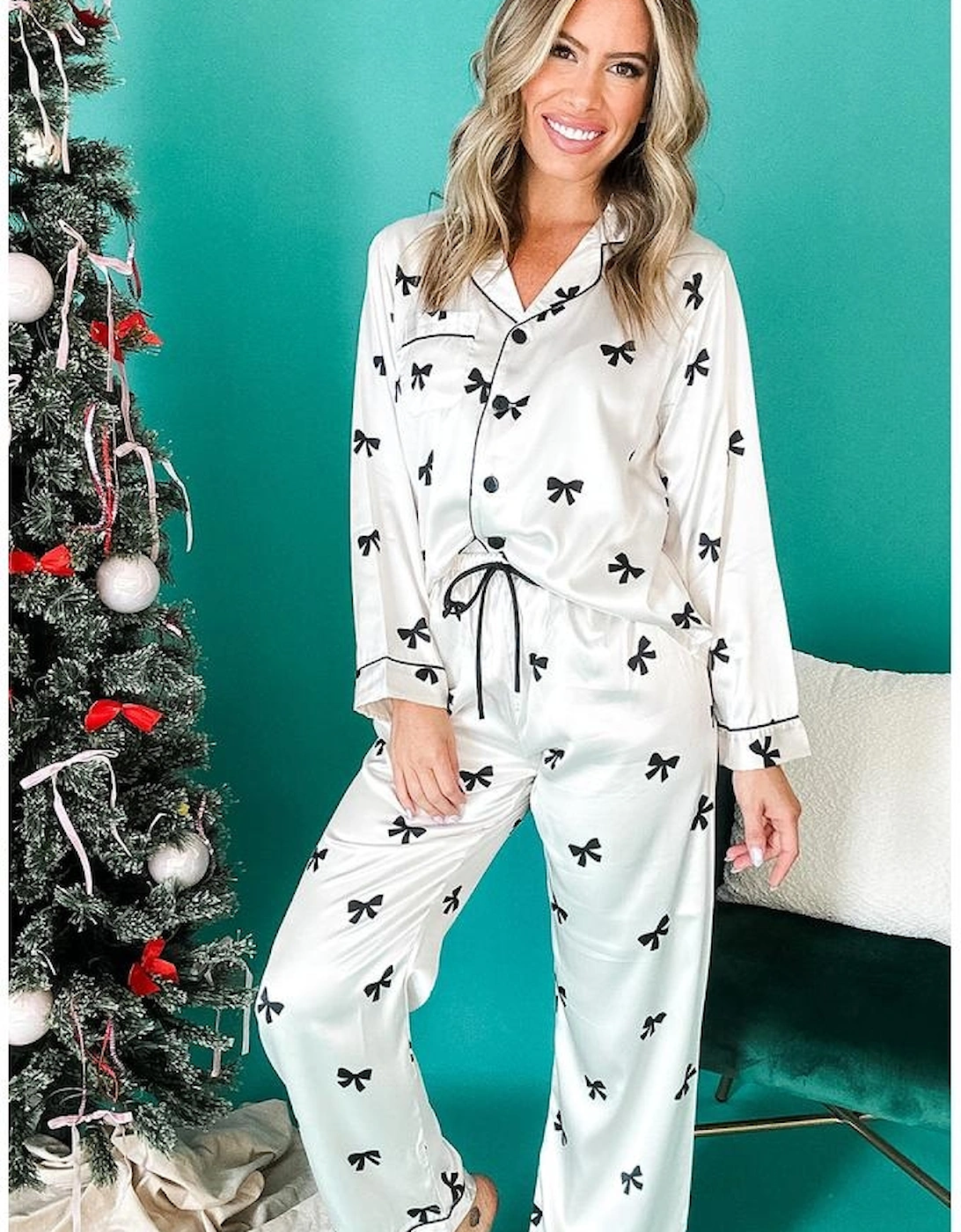 White Bows Print Two Piece Sleepwear