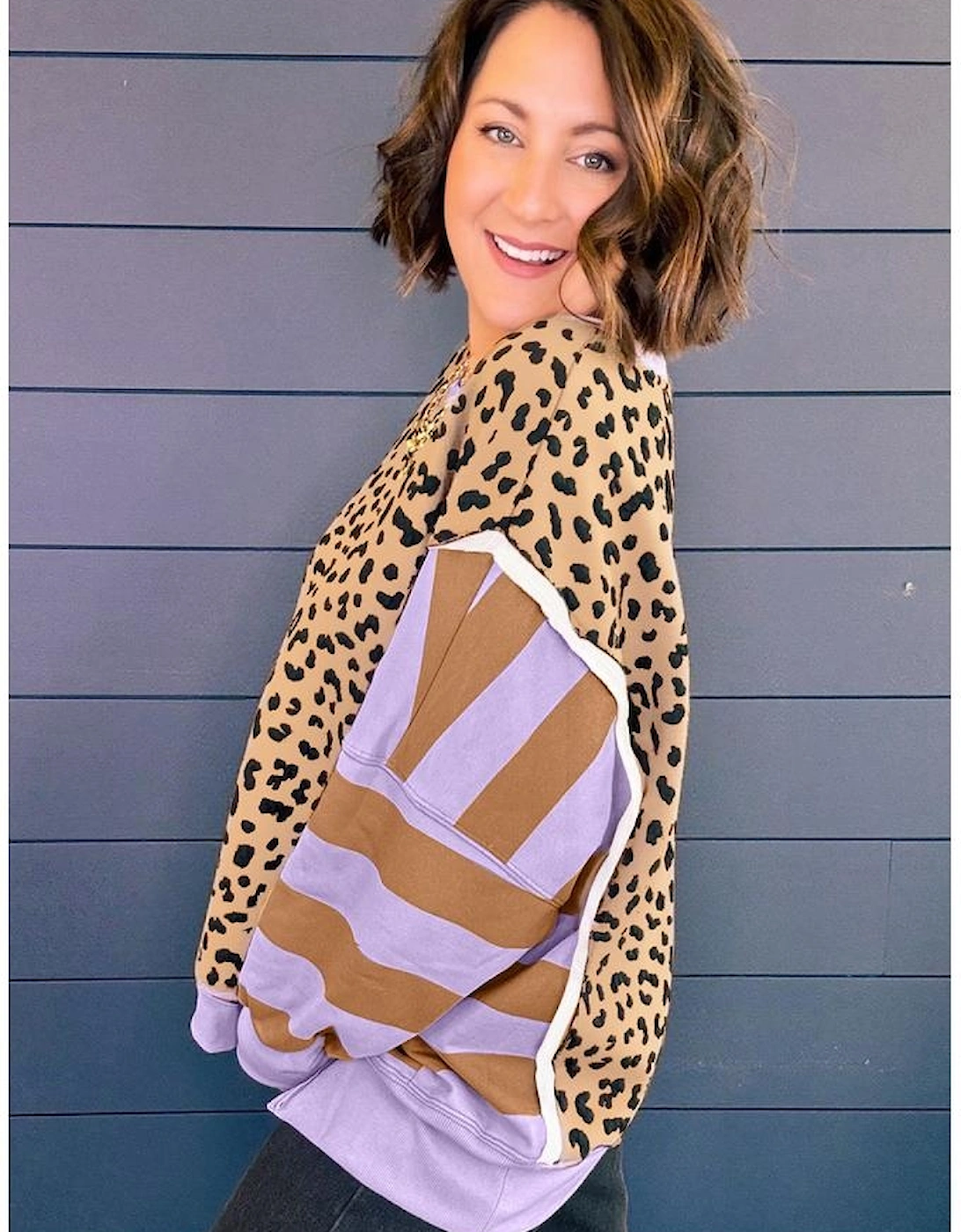 Purple Leopard Striped Patchwork Plus Size Loose Sweatshirt, 4 of 3