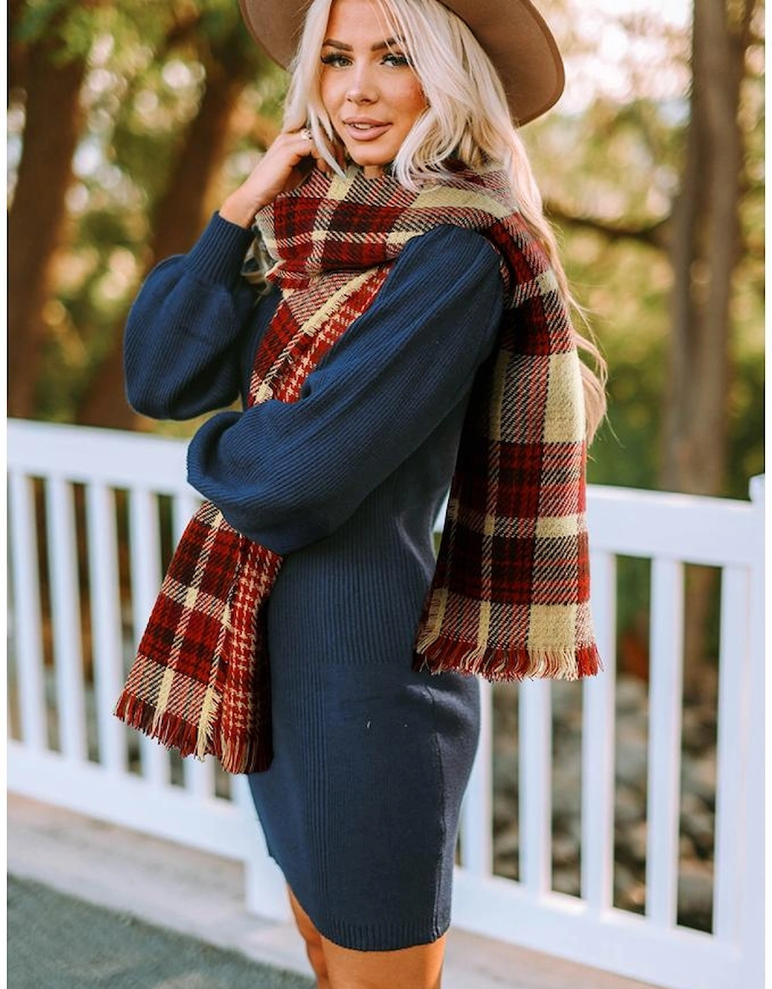 Azura Exchange Red Clay Fringe Trim Reversible Plaid Houndstooth Pashmina Scarf