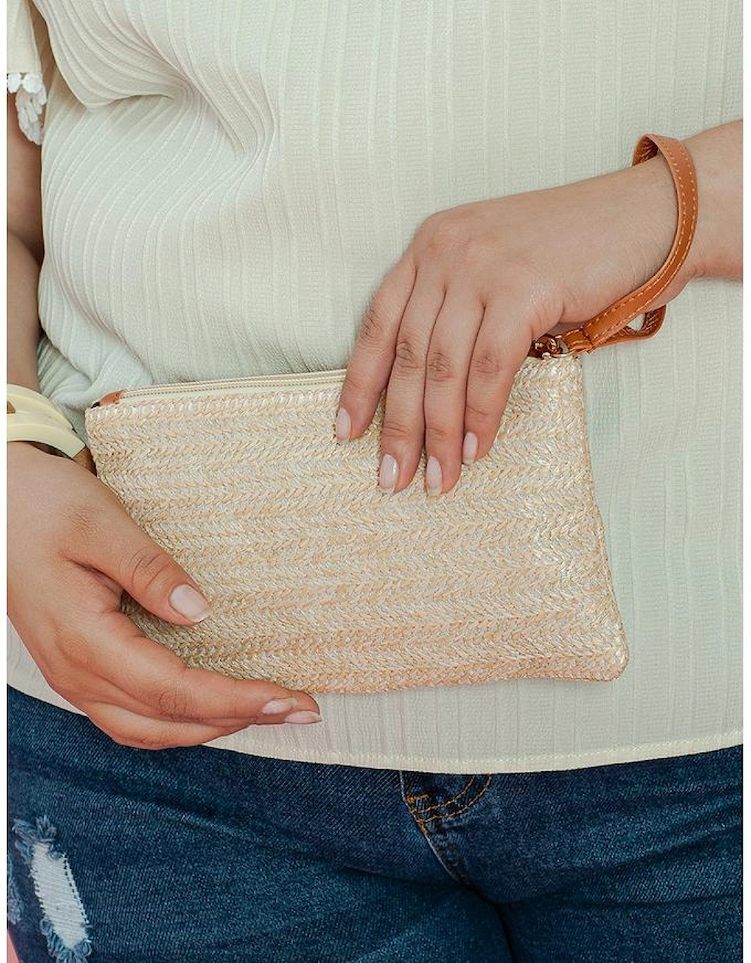 Oatmeal Straw Woven Wrist Strap Zipper Large Wallet