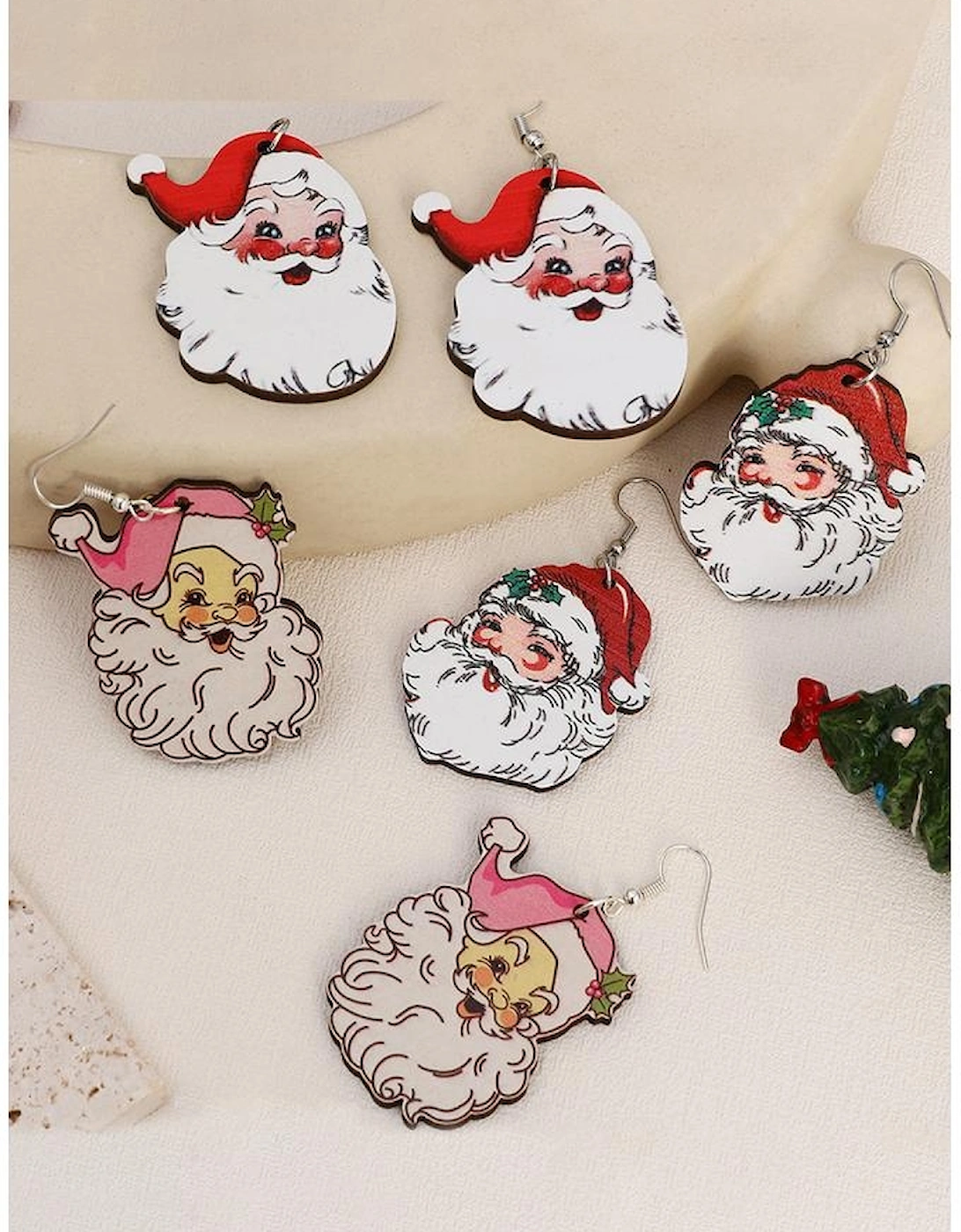 White 3 Pairs Christmas Santa Clause Pendant Hook Earrings