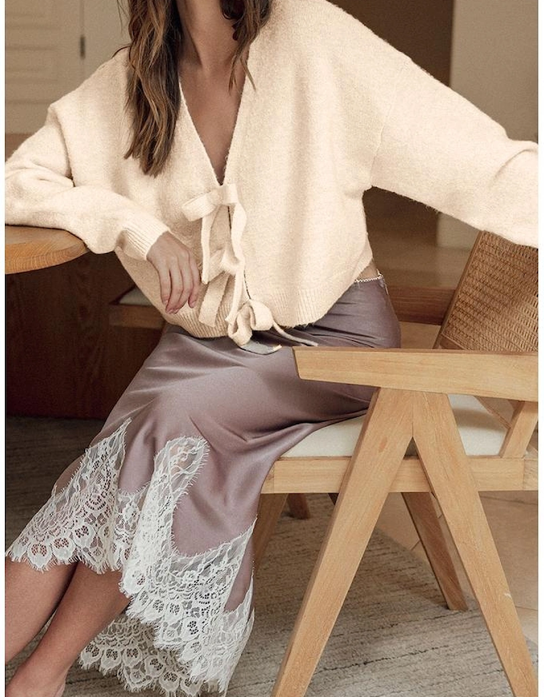 Jet Stream Bowknot Front Loose V Neck Knitted Cardigan