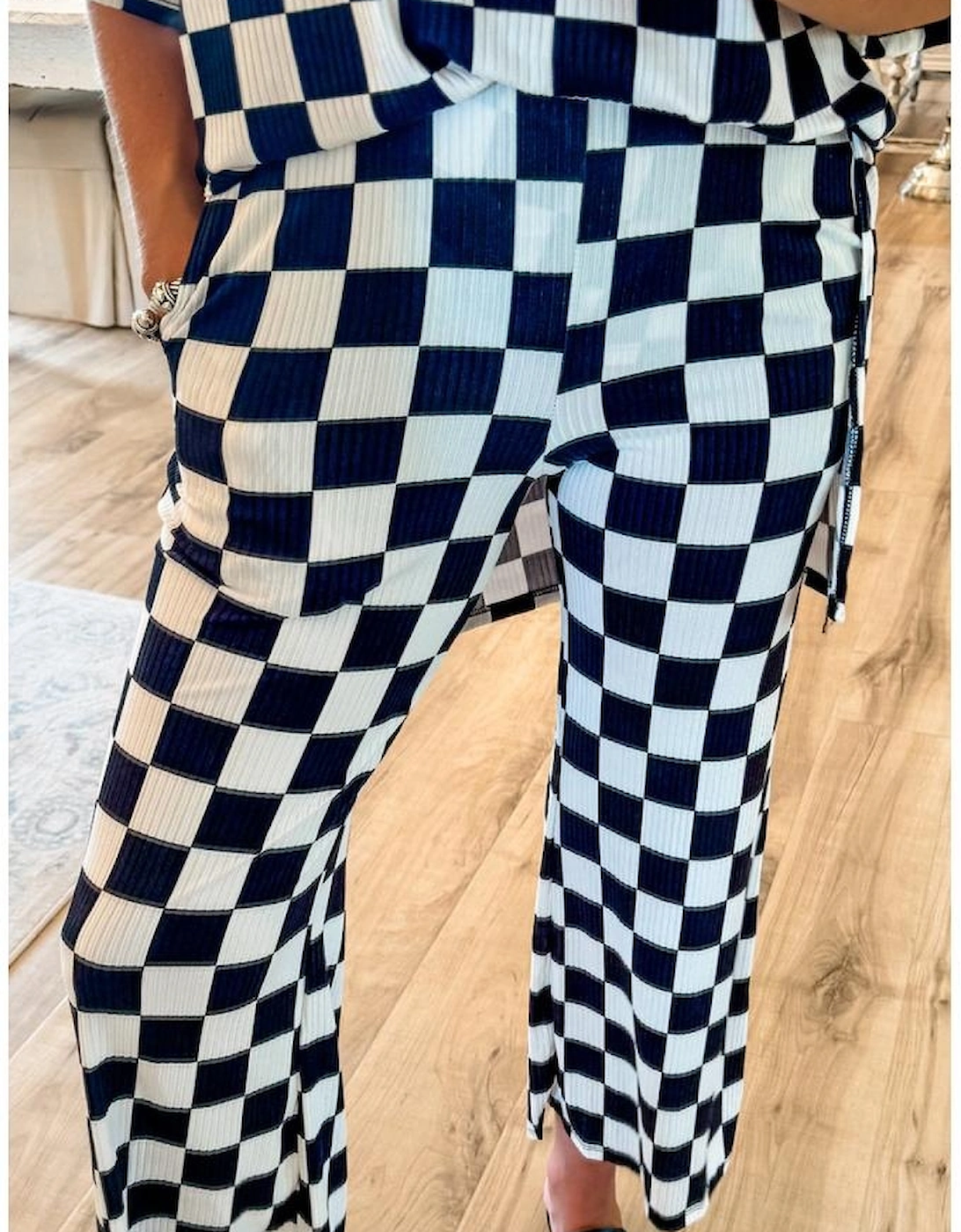 Black Checkered Print Half Sleeve Tunic Top and Flared Pants Set