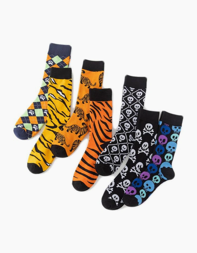 Color black Halloween Skull & Crossbones Crew Socks
