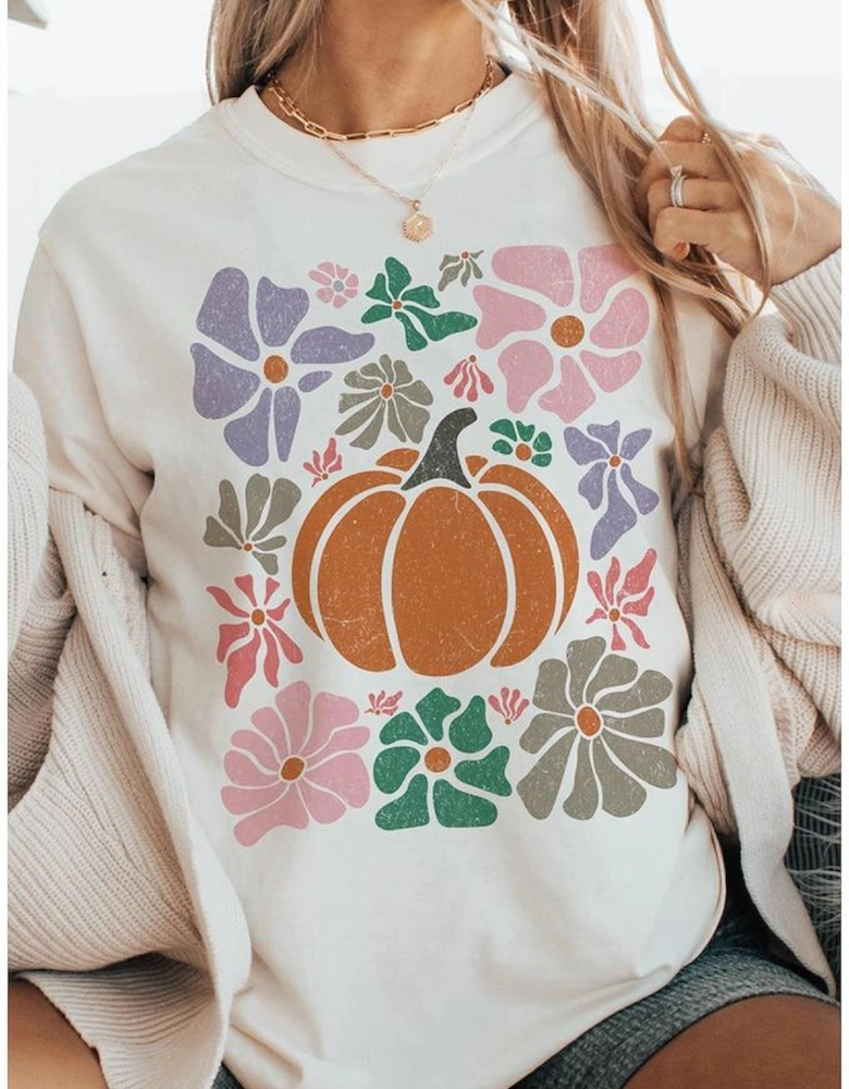 White Flower Pumpkin Distressed Graphic T Shirt