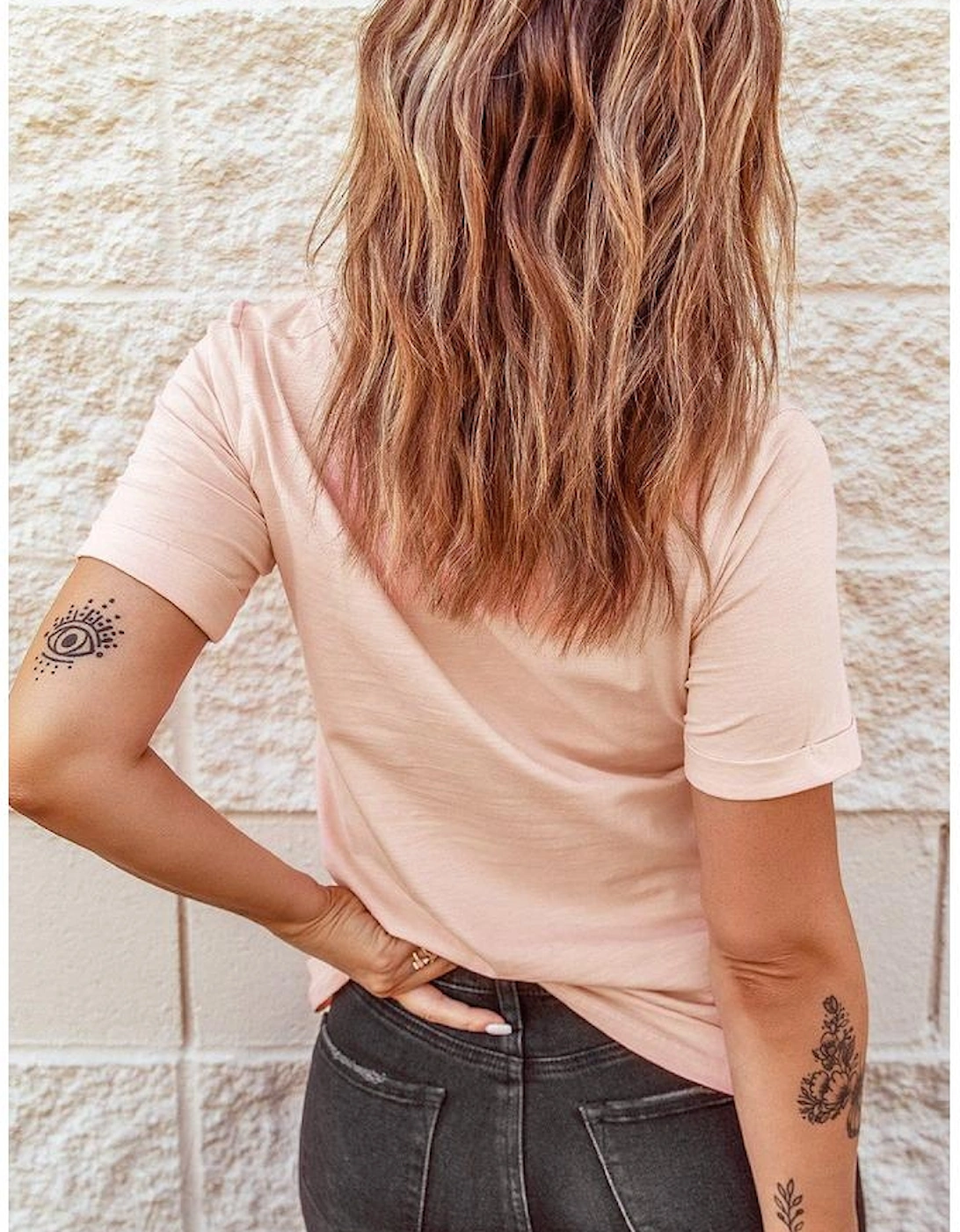 Azura Exchange Bunny Graphic Cuffed Sleeves T-shirt