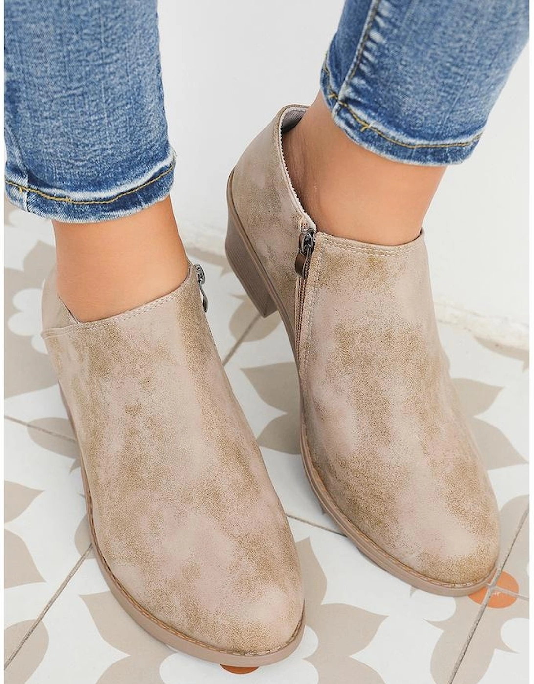 Philippine Gray Tulip Opening Suede Ankle Boots