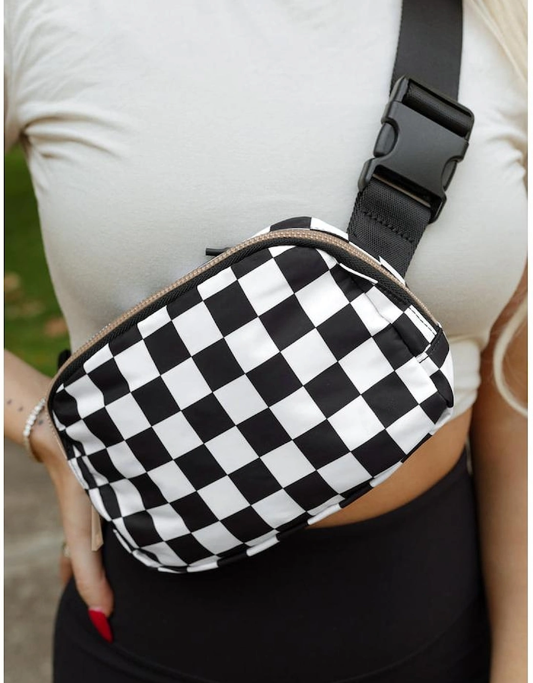 White Checkered Print Buckle Wide Belt Crossbody Bag