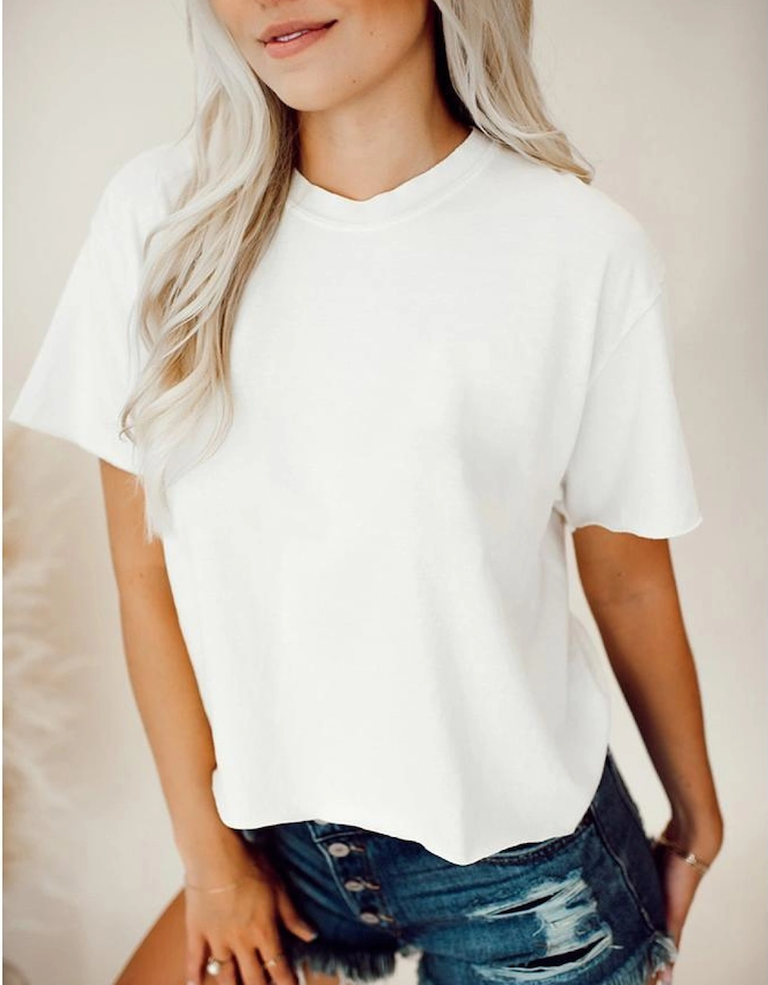 White NASHVILLE MUSIC CITY Guitar Wings Graphic Tee