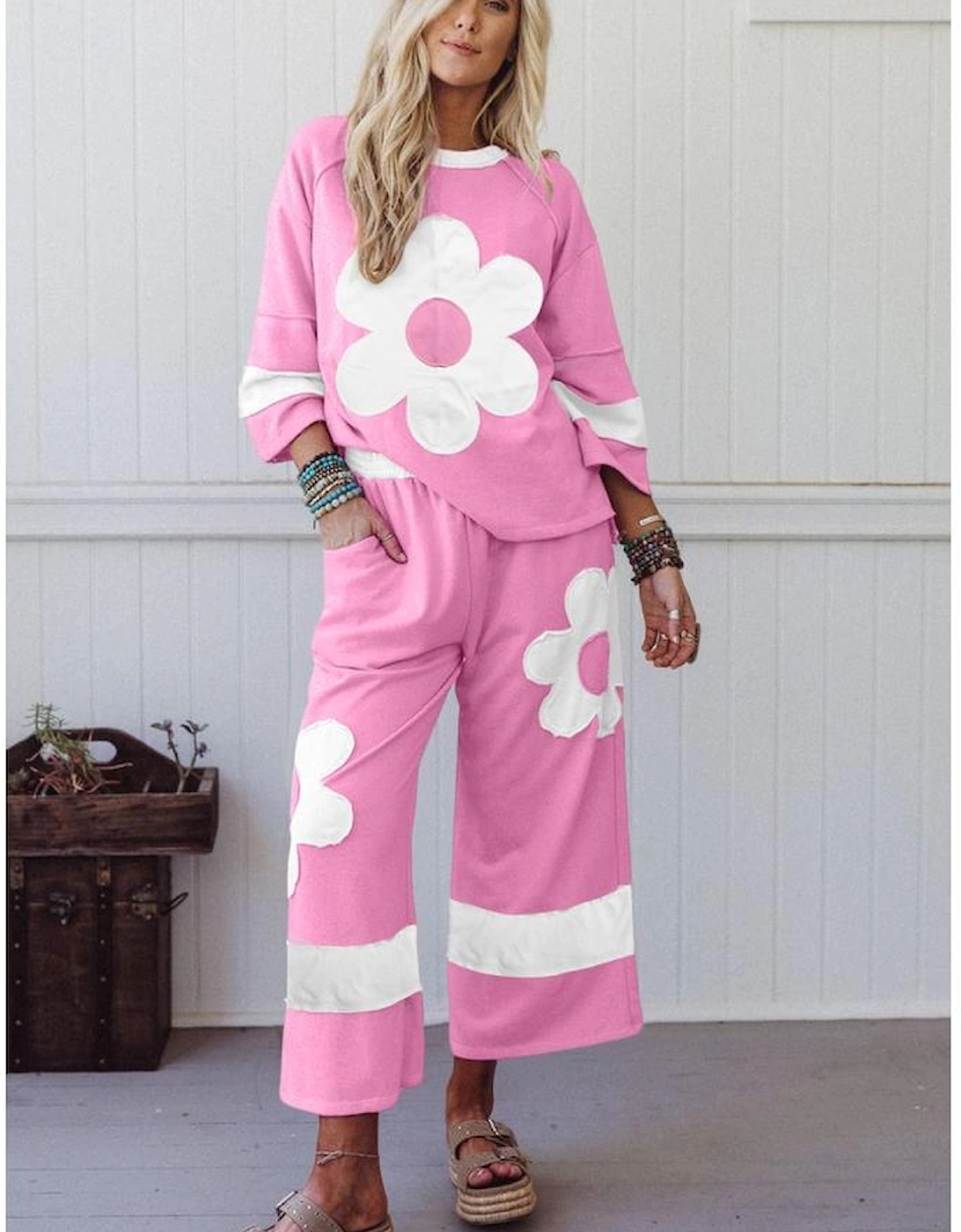 Orchid Bouquet Big Flower Patched Raw Seam Color Block 2 Piece Loose Pant Set