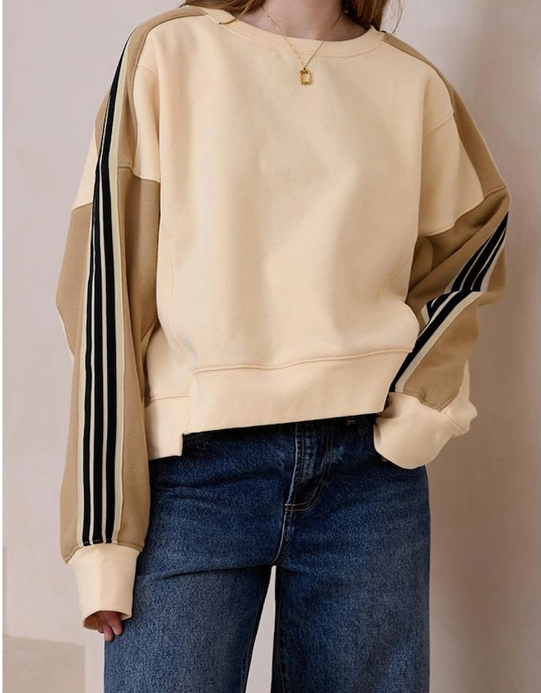 Beige Contrast Striped Patchwork Drop Shoulder Loose Sweatshirt