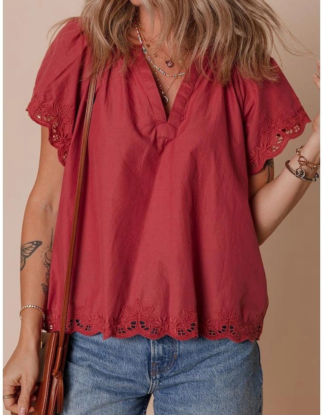 Red Dahlia Floral Embroidered Scallop Trim Short Sleeve V Neck Blouse