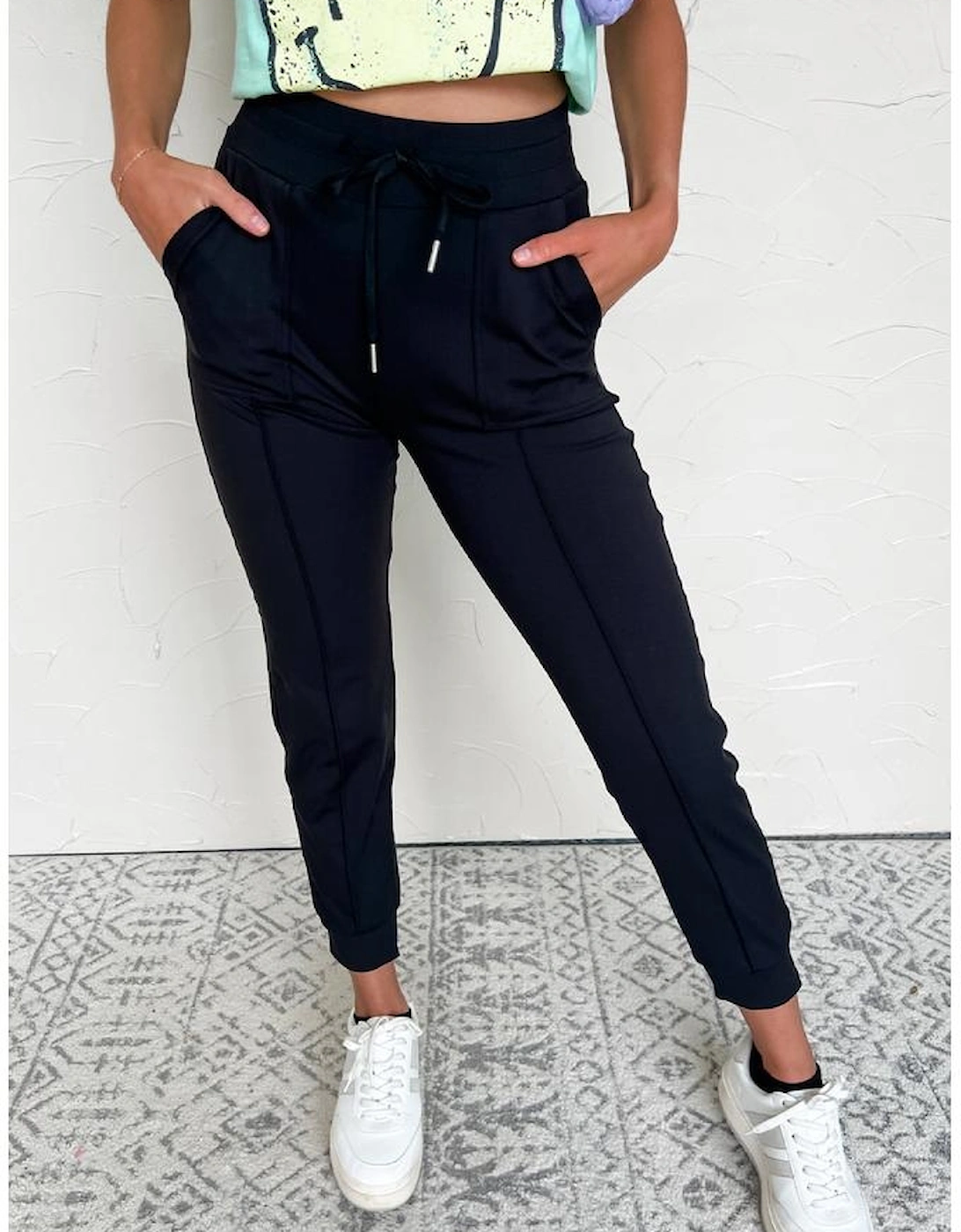 Black Exposed Seam Detail Skinny Drawstring Jogger Pants