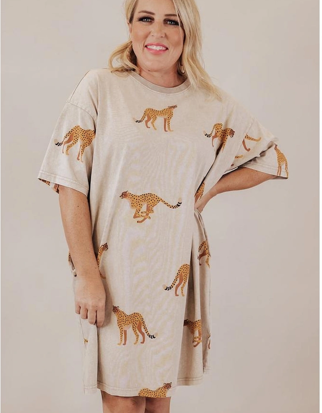 Apricot Plus Size Cheetah Print Side Pockets T Shirt Mini Dress