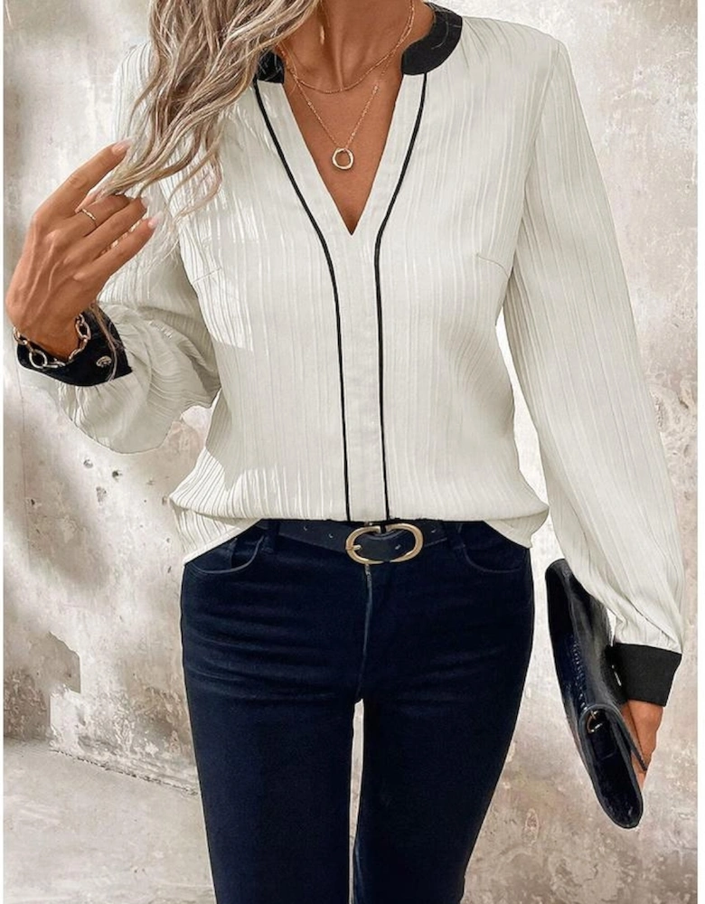 White Textured Colorblock V Neck Elegant Blouse
