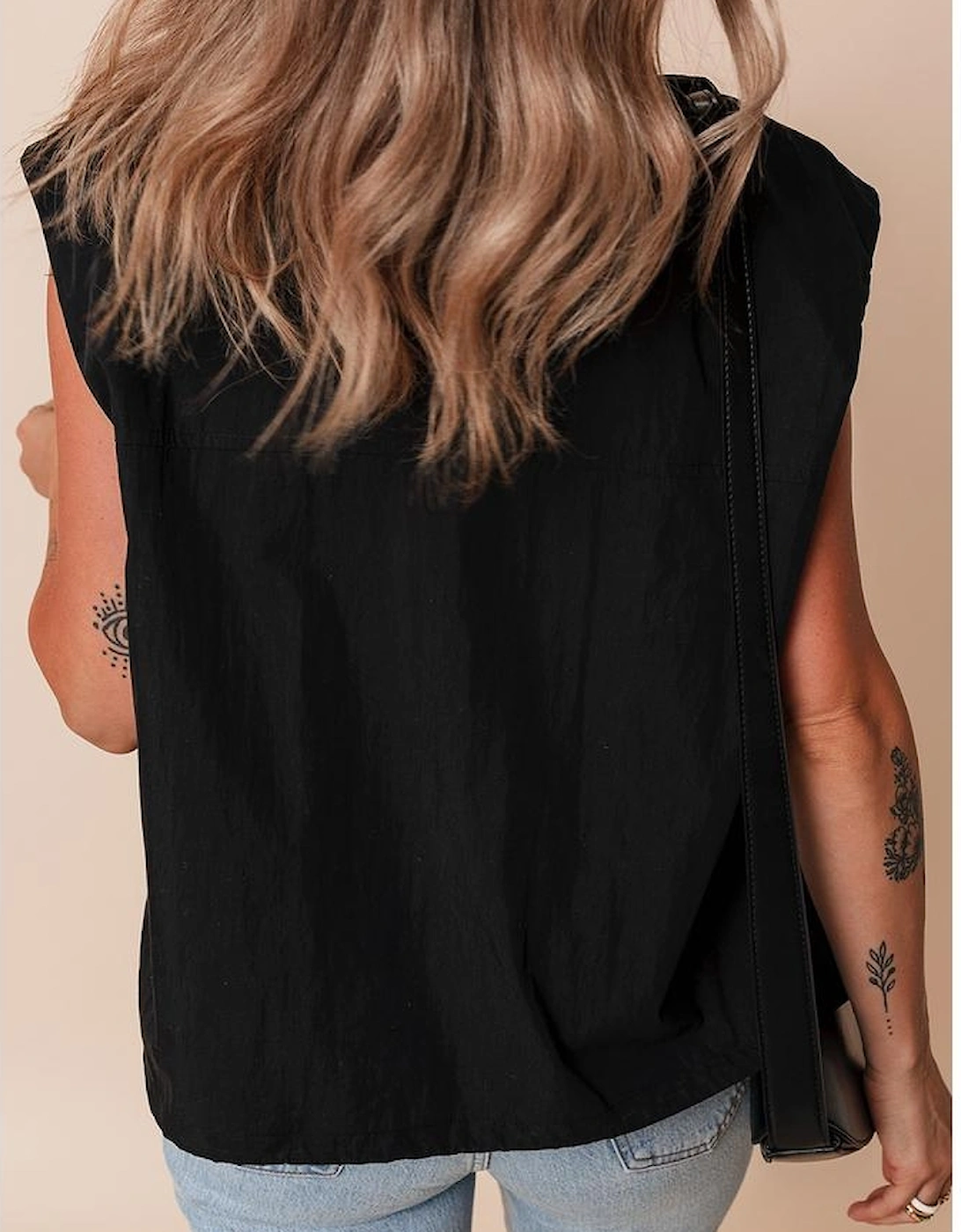 Black Flap Pockets Zip Up High Neck Vest