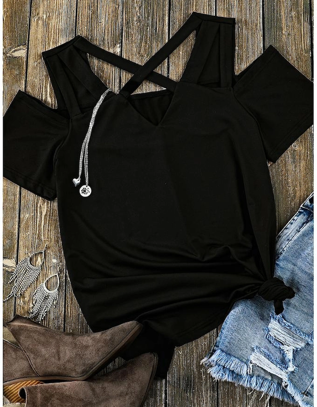 Azura Exchange Criss-Cross Cut Out Top