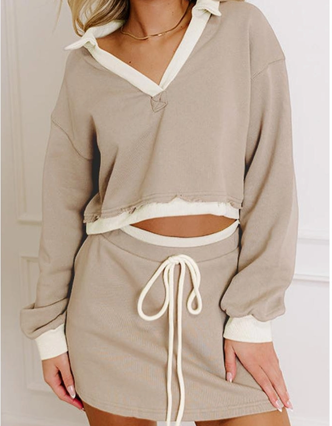 Parchment Raw Edge Detail Colorblock Patchwork Cropped Pullover Drawstring Skirt Set