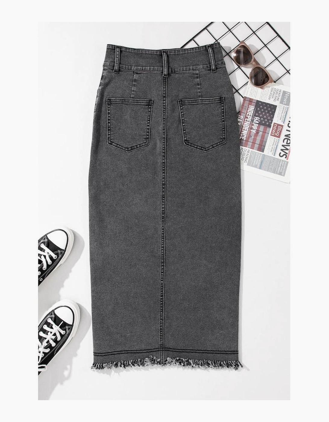 Black Raw Edge Side Slits Buttoned Midi Denim Skirt