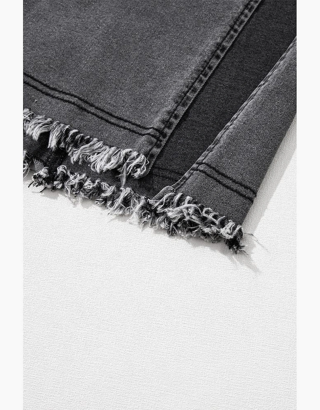 Black Raw Edge Side Slits Buttoned Midi Denim Skirt