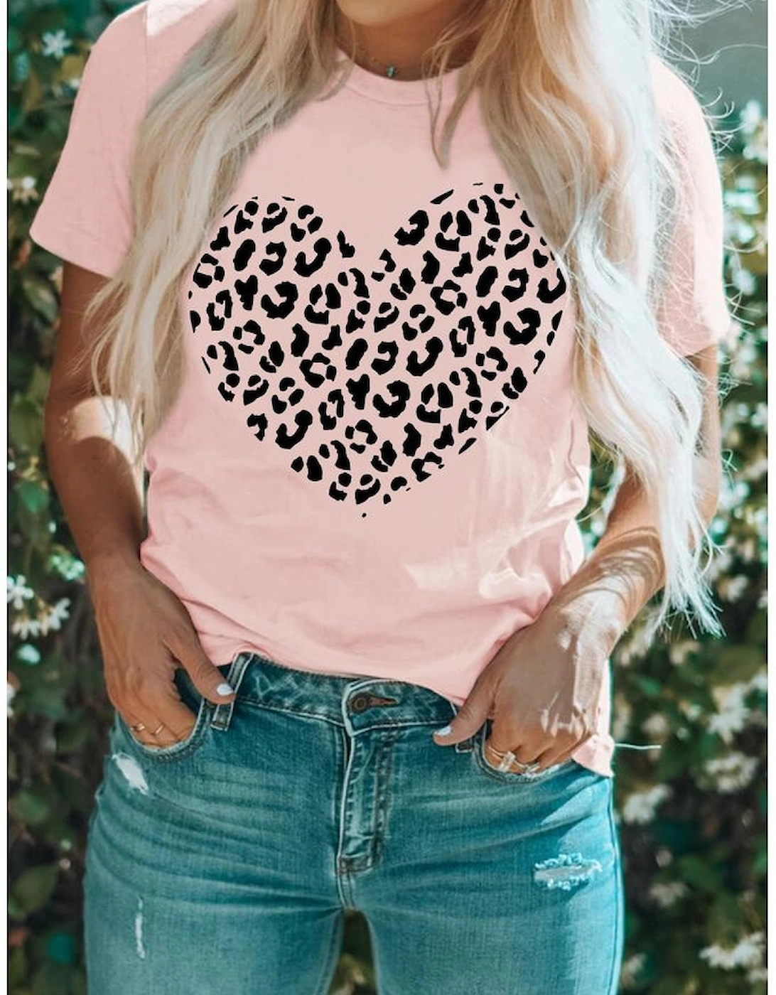 Azura Exchange Heart Shaped Print Crew Neck Graphic Tee