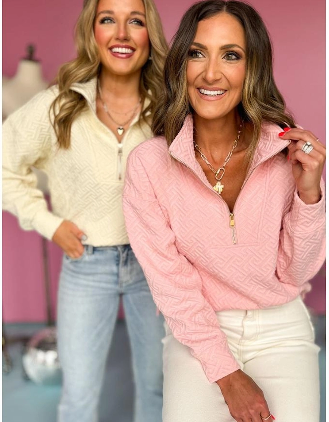 Beige Solid Textured Half Zipper Collared Sweatshirt